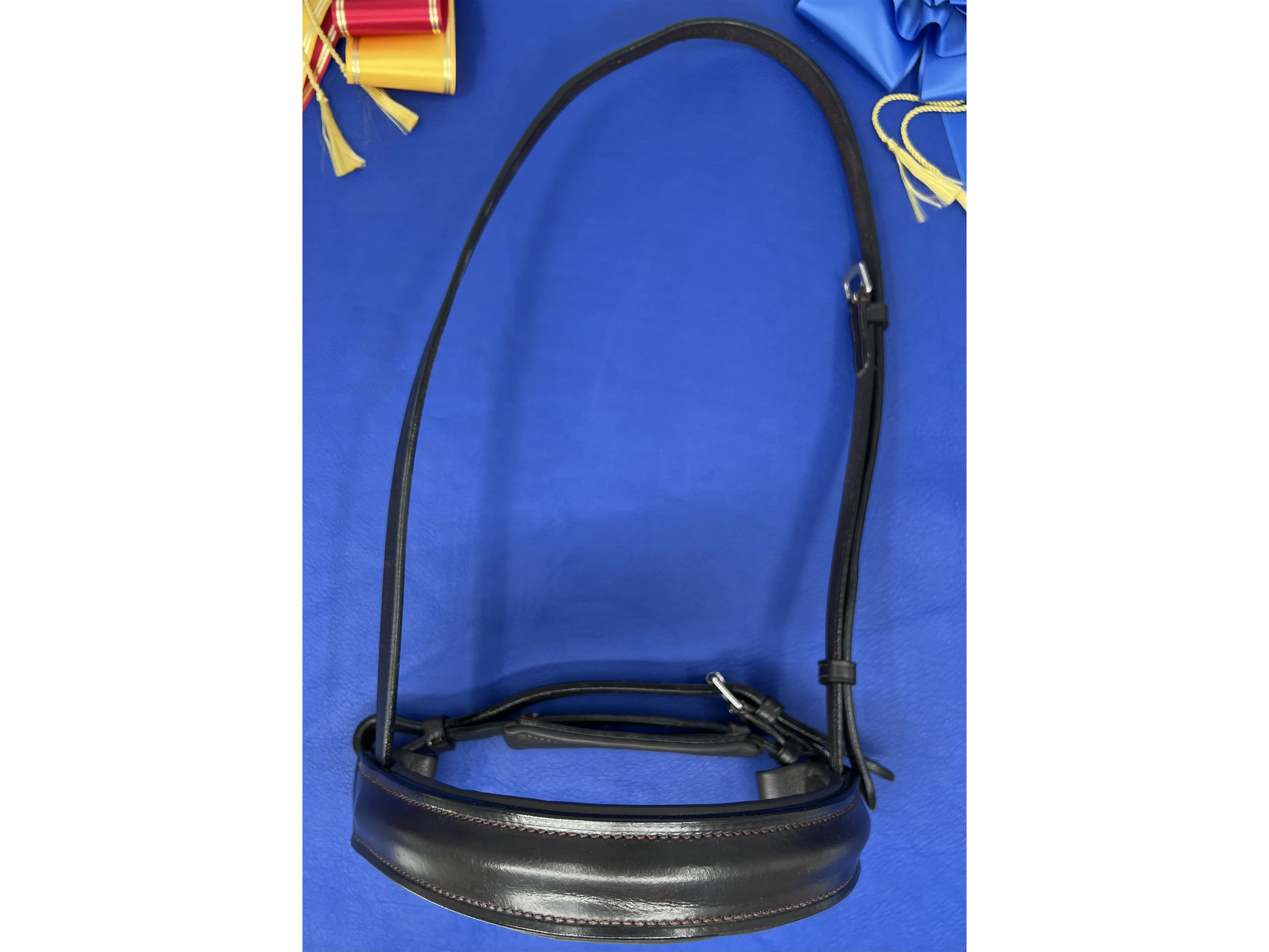 Raised, Padded Crank Nosebands (Flash & French Styles)