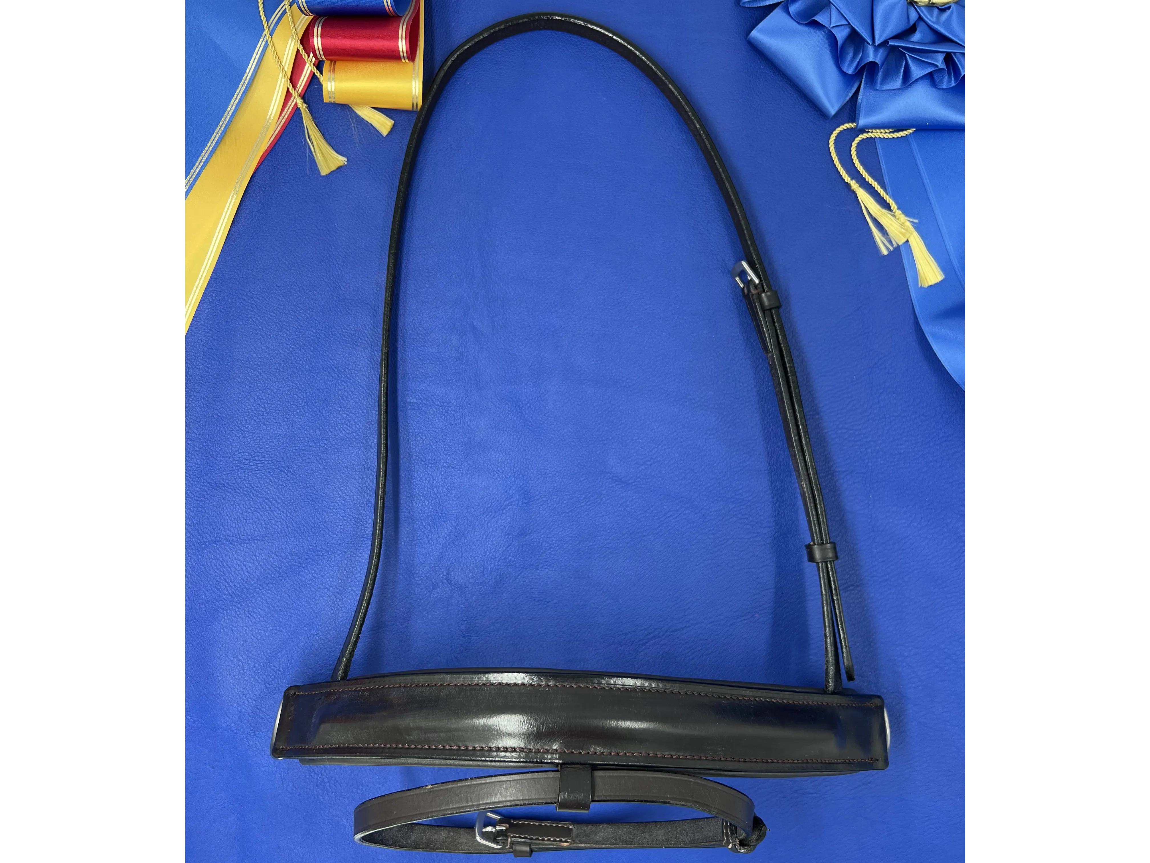 Raised, Padded Crank Nosebands (Flash & French Styles)