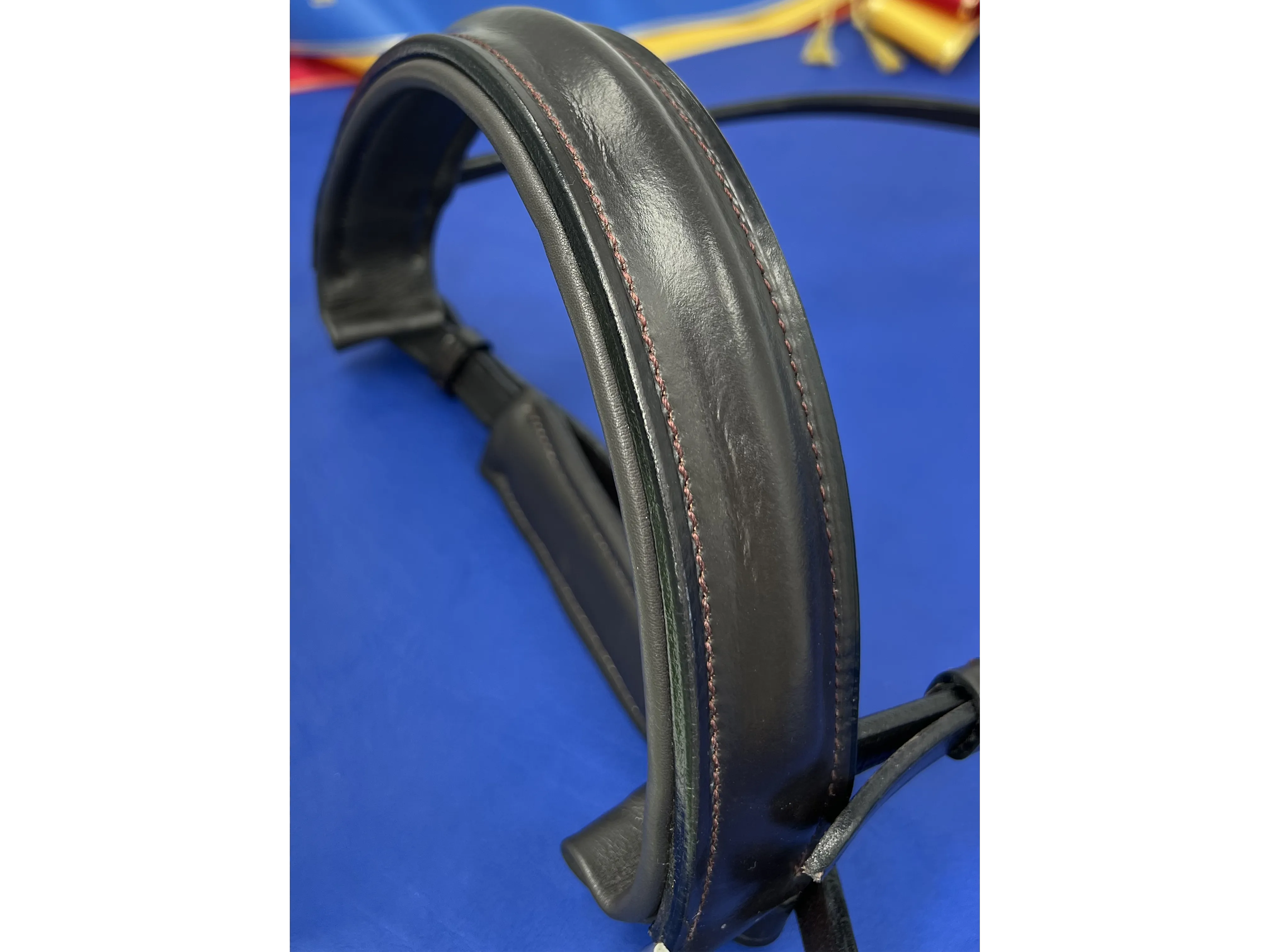 Raised, Padded Crank Nosebands (Flash & French Styles)