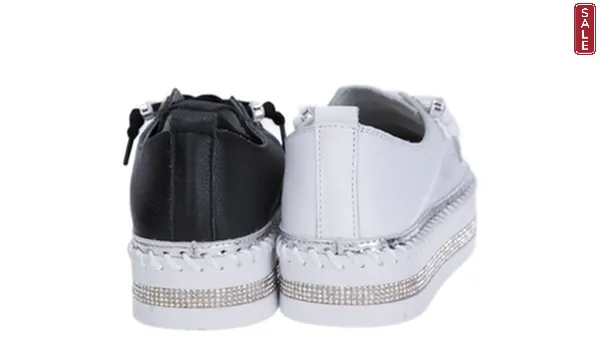 Susan Sneaker- white